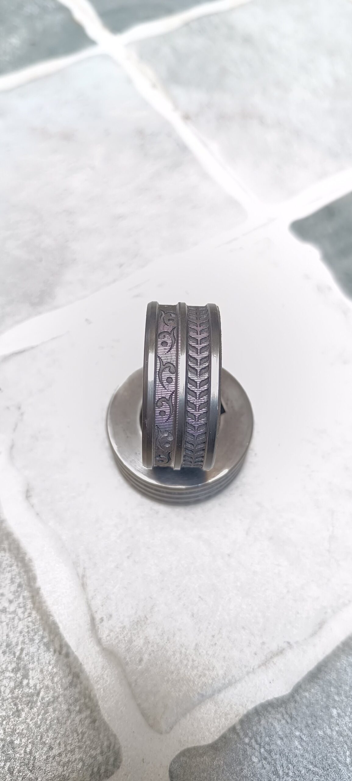 il_fullxfull.5385945771_s5sy.jpg DW3 steel rolling mill end wheel with scroll and leaf design